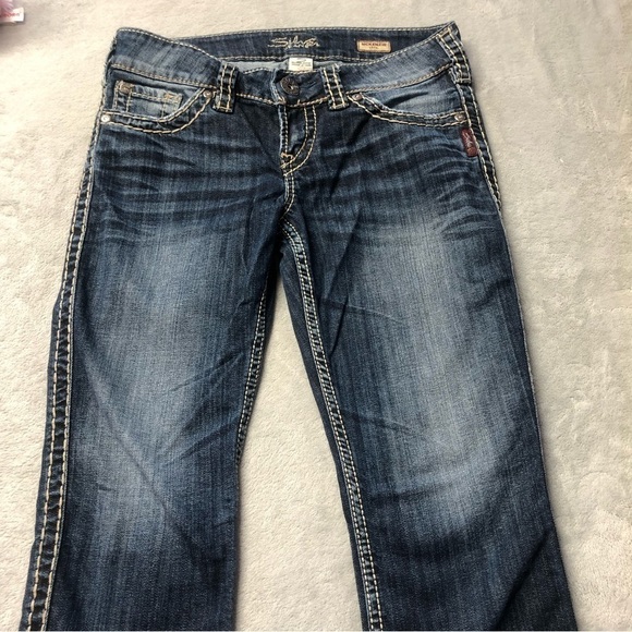 Silver McKenzie Denim Capri Jeans Dark Wash Size 28 - Picture 2 of 10